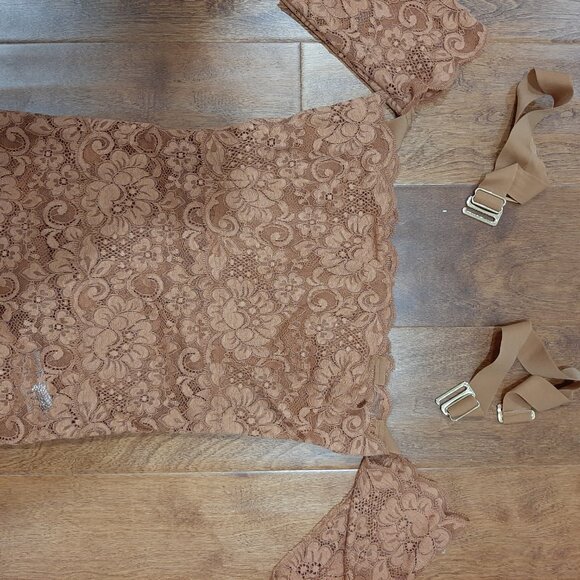 Free people hot as hell lace bodysuit - Picture 3 of 12